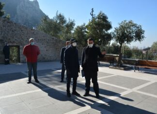 The English Archers Gain Advantage